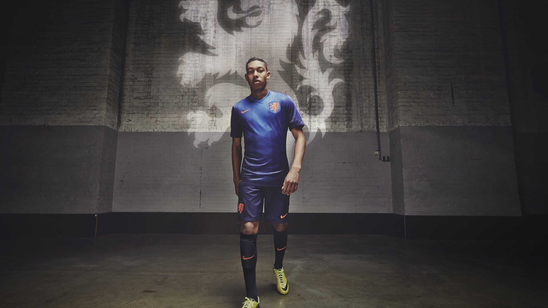 城市青少年足球培训班持续火爆,提升城市青训水平,青少年足球培训招生渠道